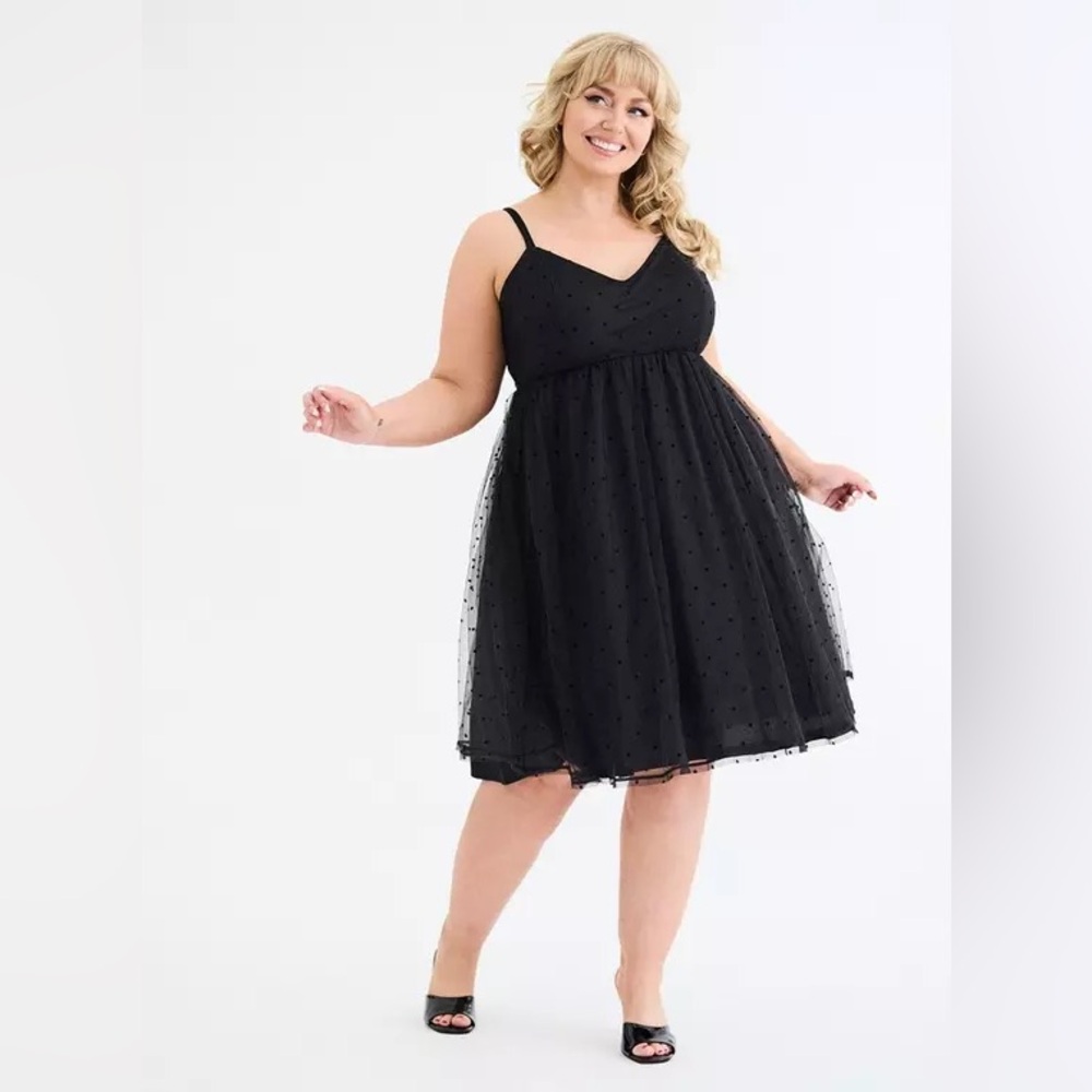 Torrid Black Retro Chic Flocked Dot Mesh Dress Size 14/16 NWT